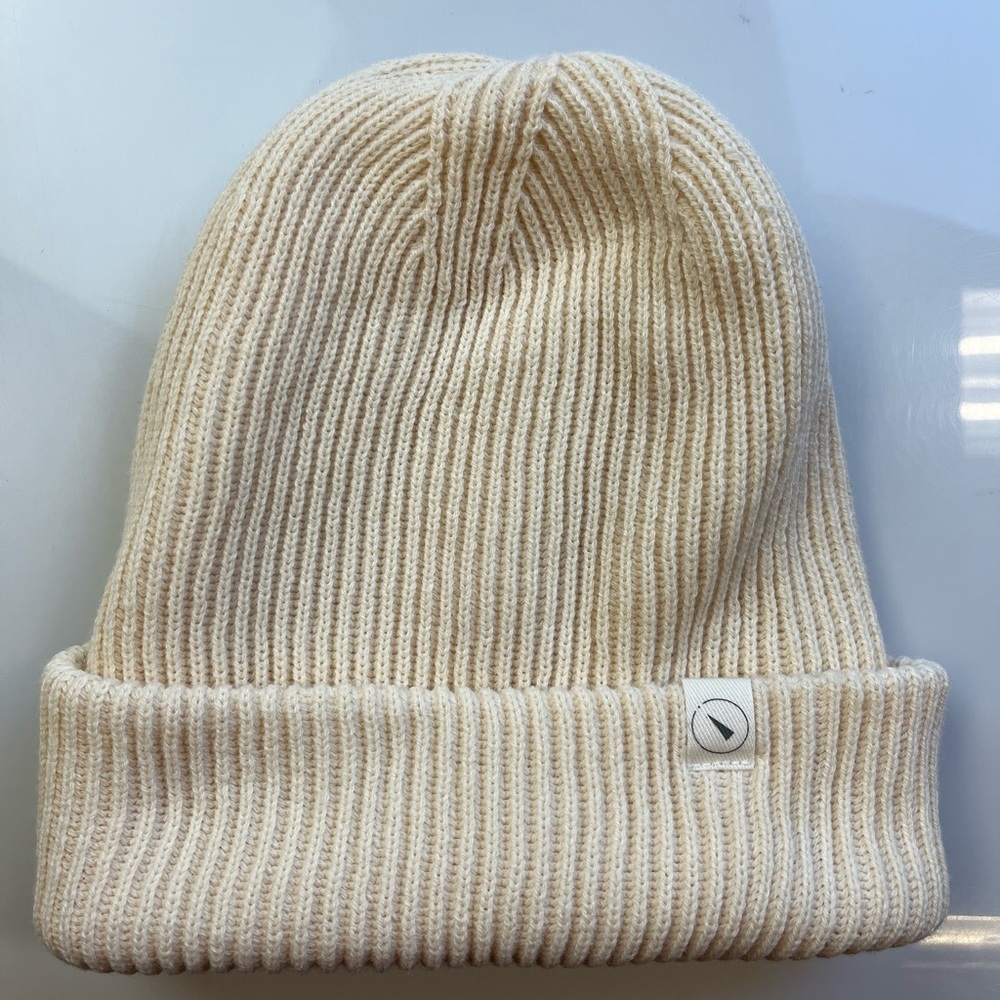 UpWest Soft Knit Beanie NWT UW 8